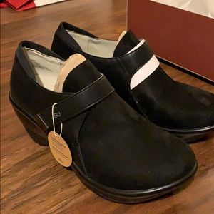 JBU black size 8 euro 39 memory foam